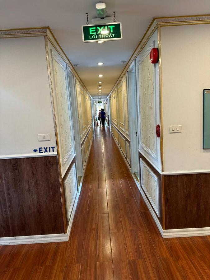 Halong Aquamarine Royal Cruise Hotel Ha Long Exterior photo