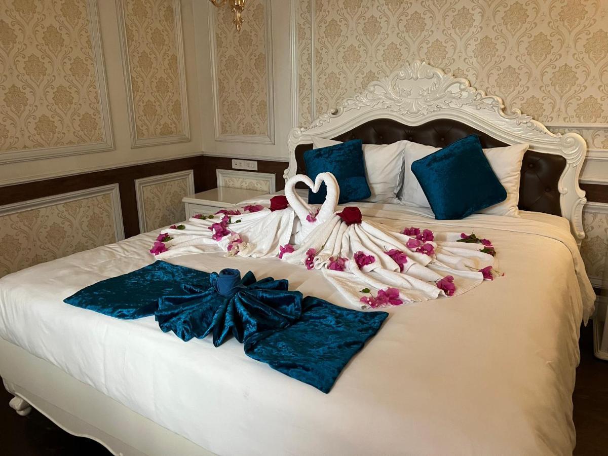 Halong Aquamarine Royal Cruise Hotel Ha Long Exterior photo